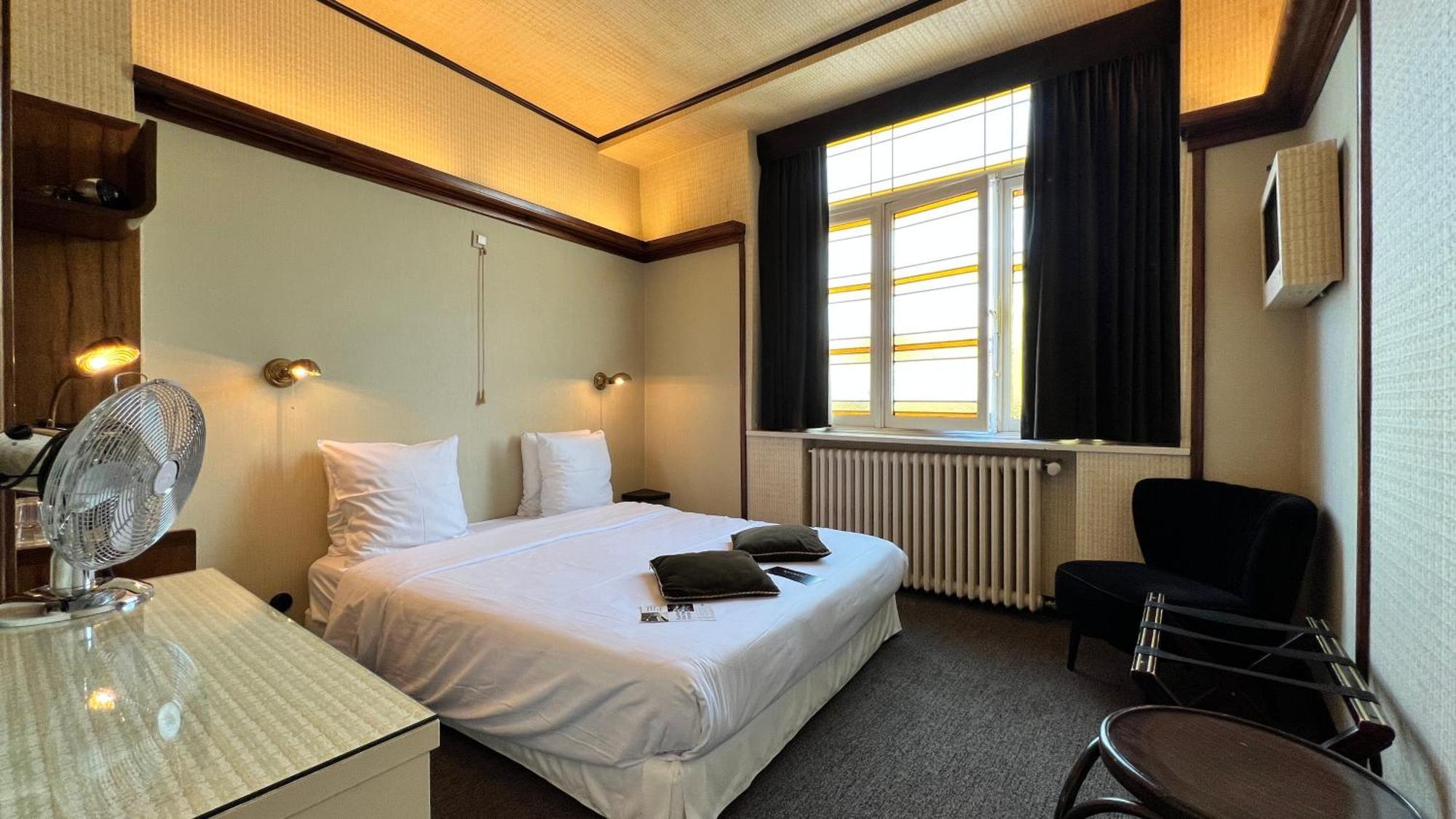 Latroupe Le Berger Hotel Saint-Gilles Szoba fotó