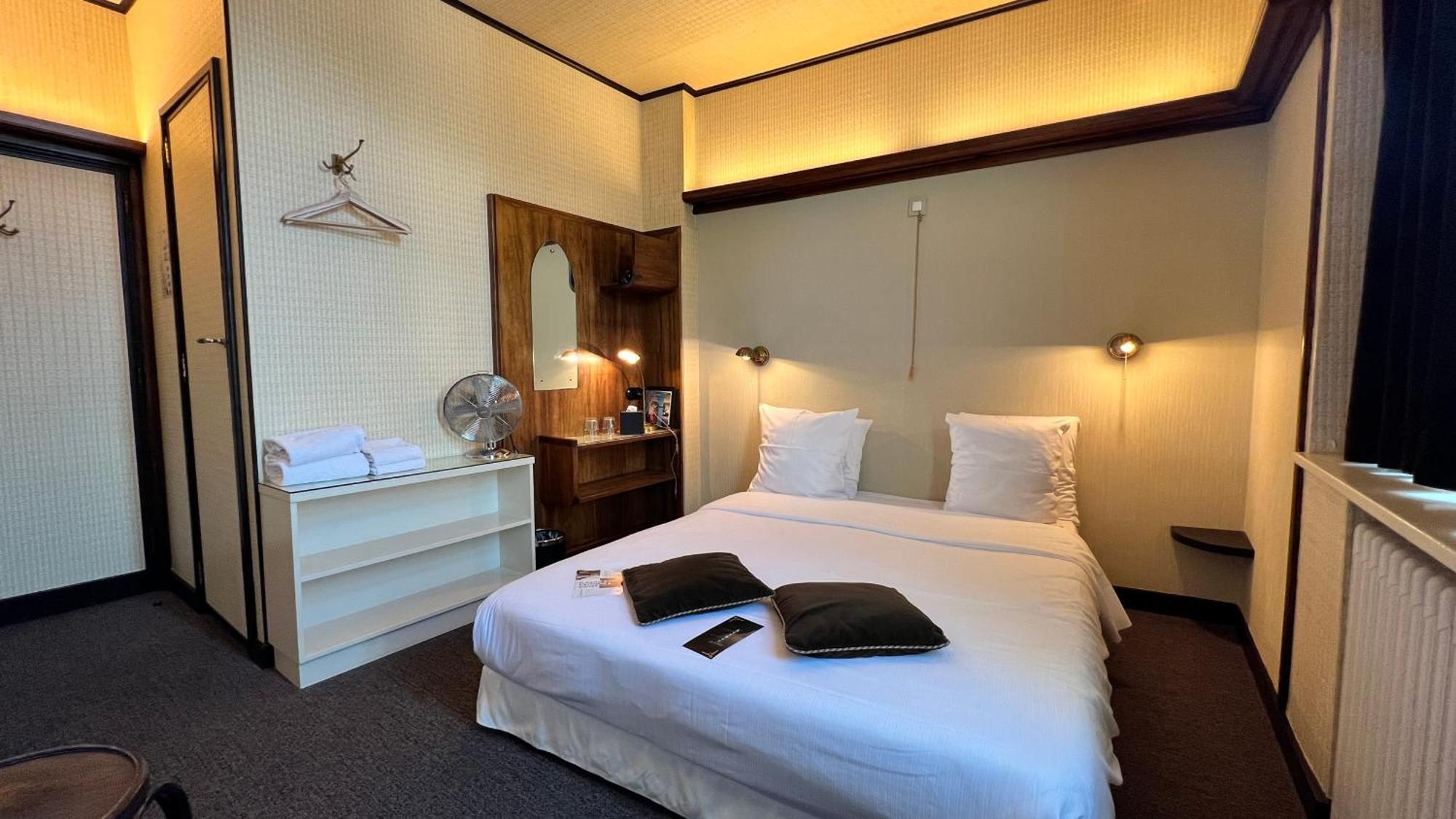 Latroupe Le Berger Hotel Saint-Gilles Szoba fotó